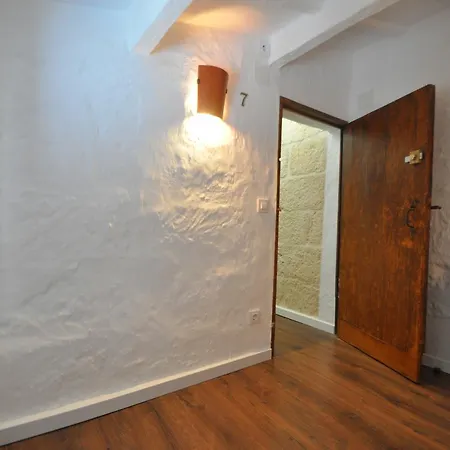 Port Antic By My Ti מלון סיוטאדלה